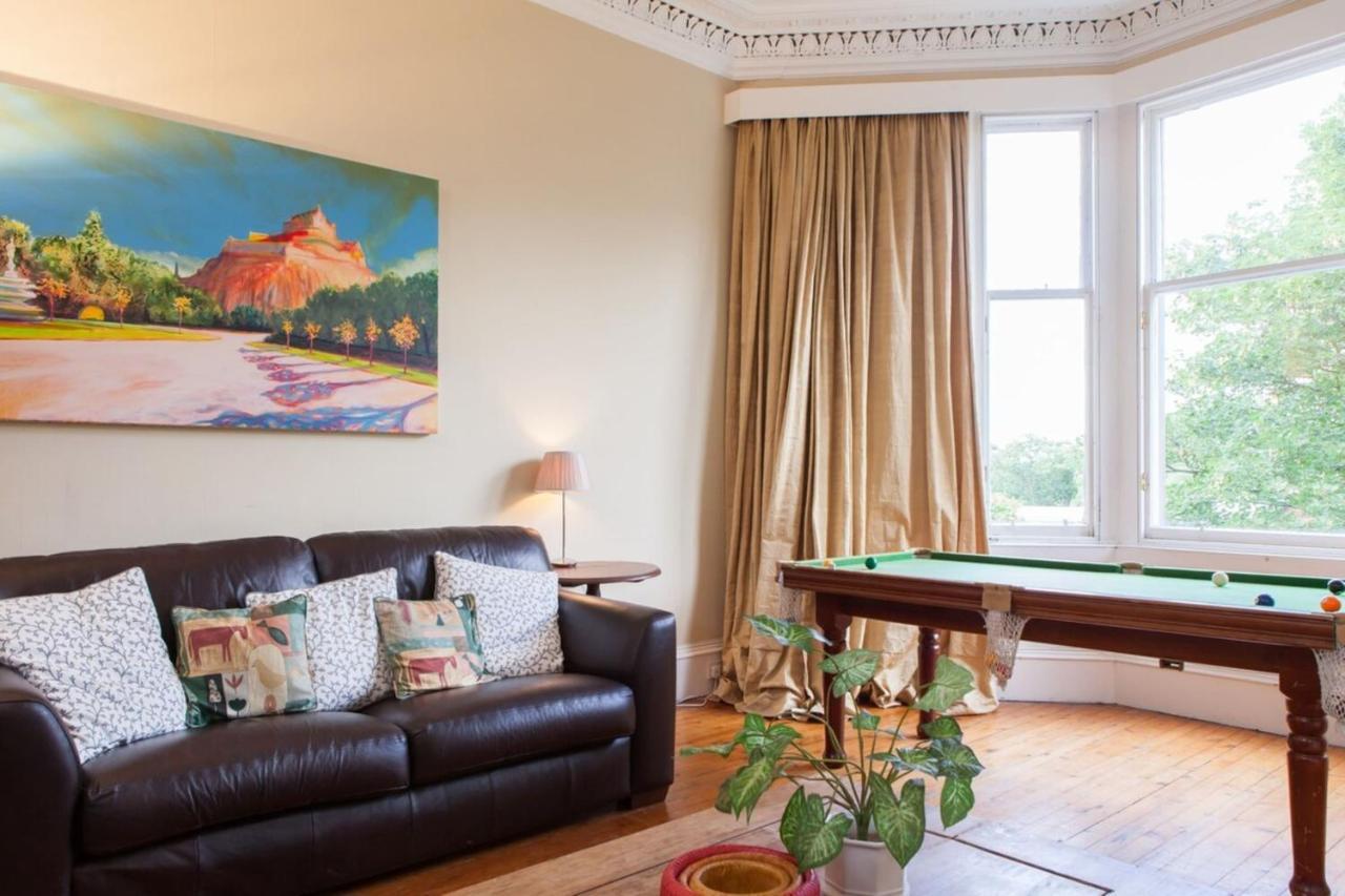 Amazing 4 Bedroom Apartment Just Off The Meadows 에든버러 외부 사진