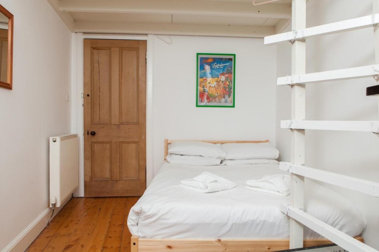 Amazing 4 Bedroom Apartment Just Off The Meadows 에든버러 외부 사진