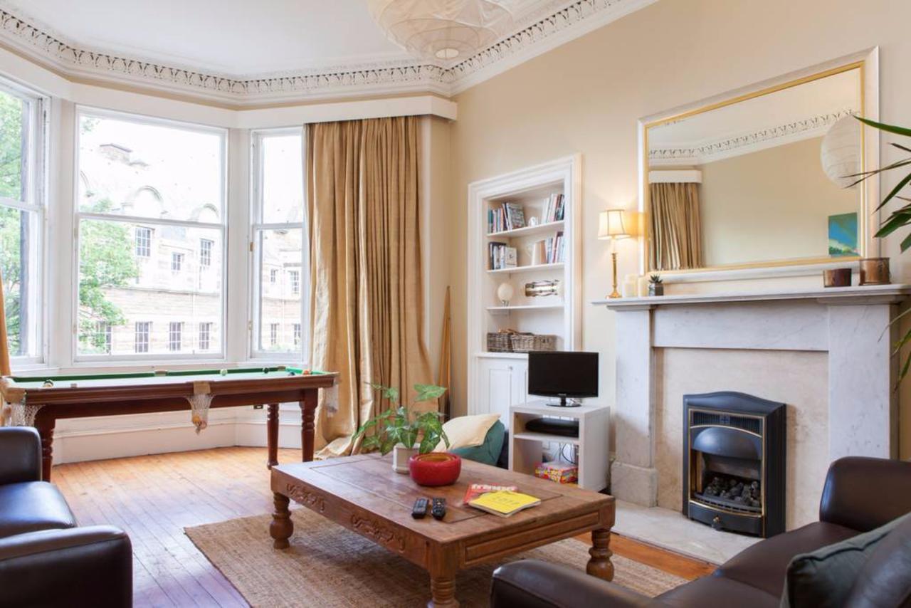 Amazing 4 Bedroom Apartment Just Off The Meadows 에든버러 외부 사진